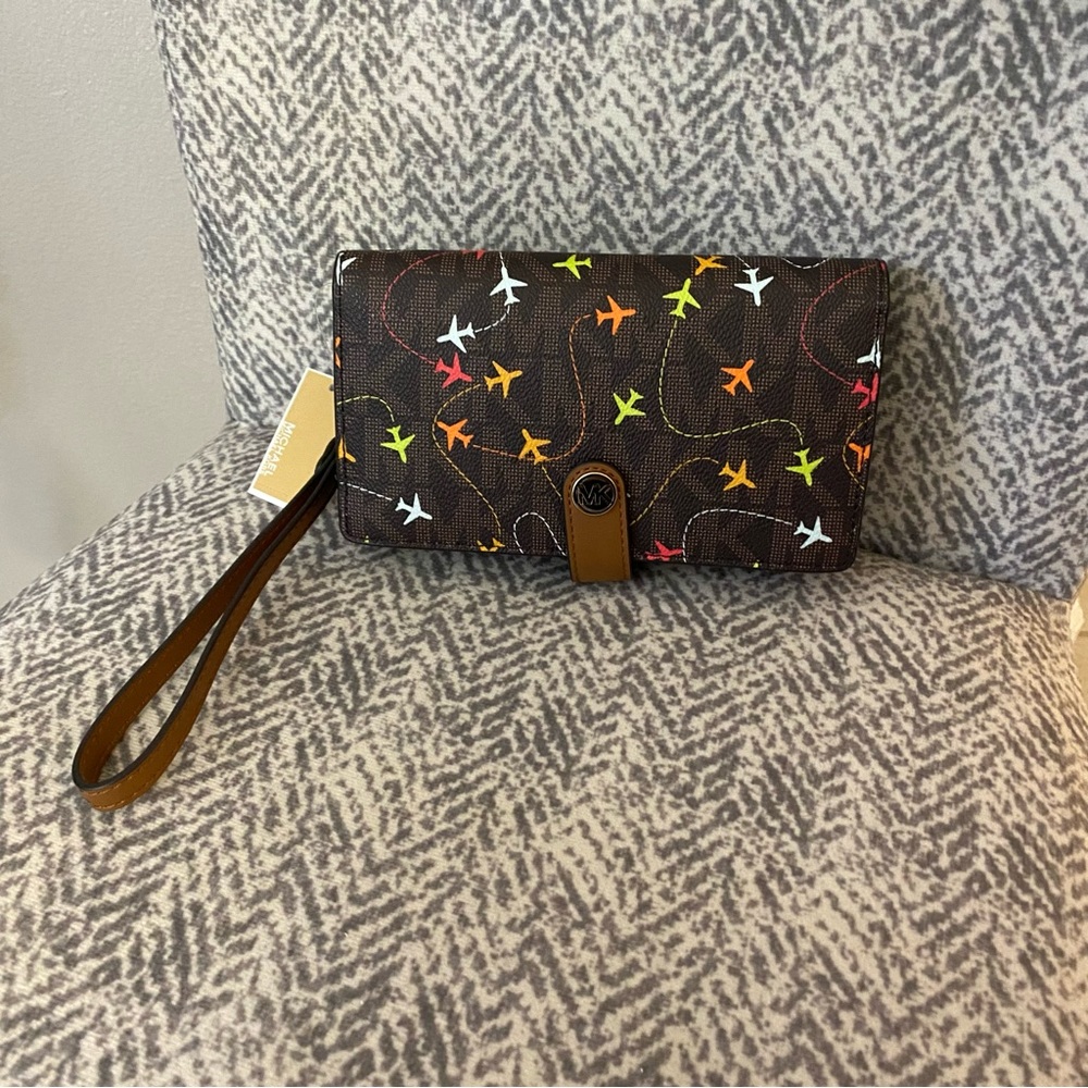 Michael Kors Jet Set Airplane Wristlet